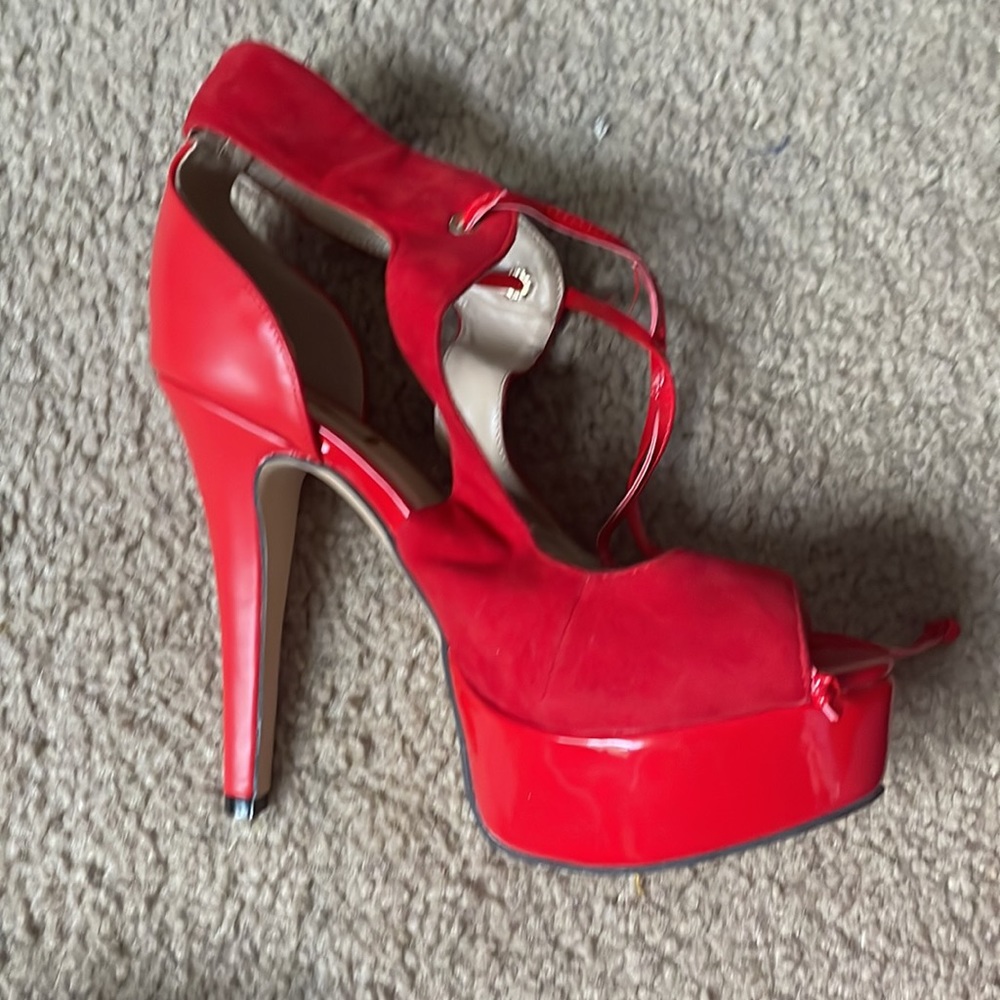 Platform Heels - Picture 2 of 3